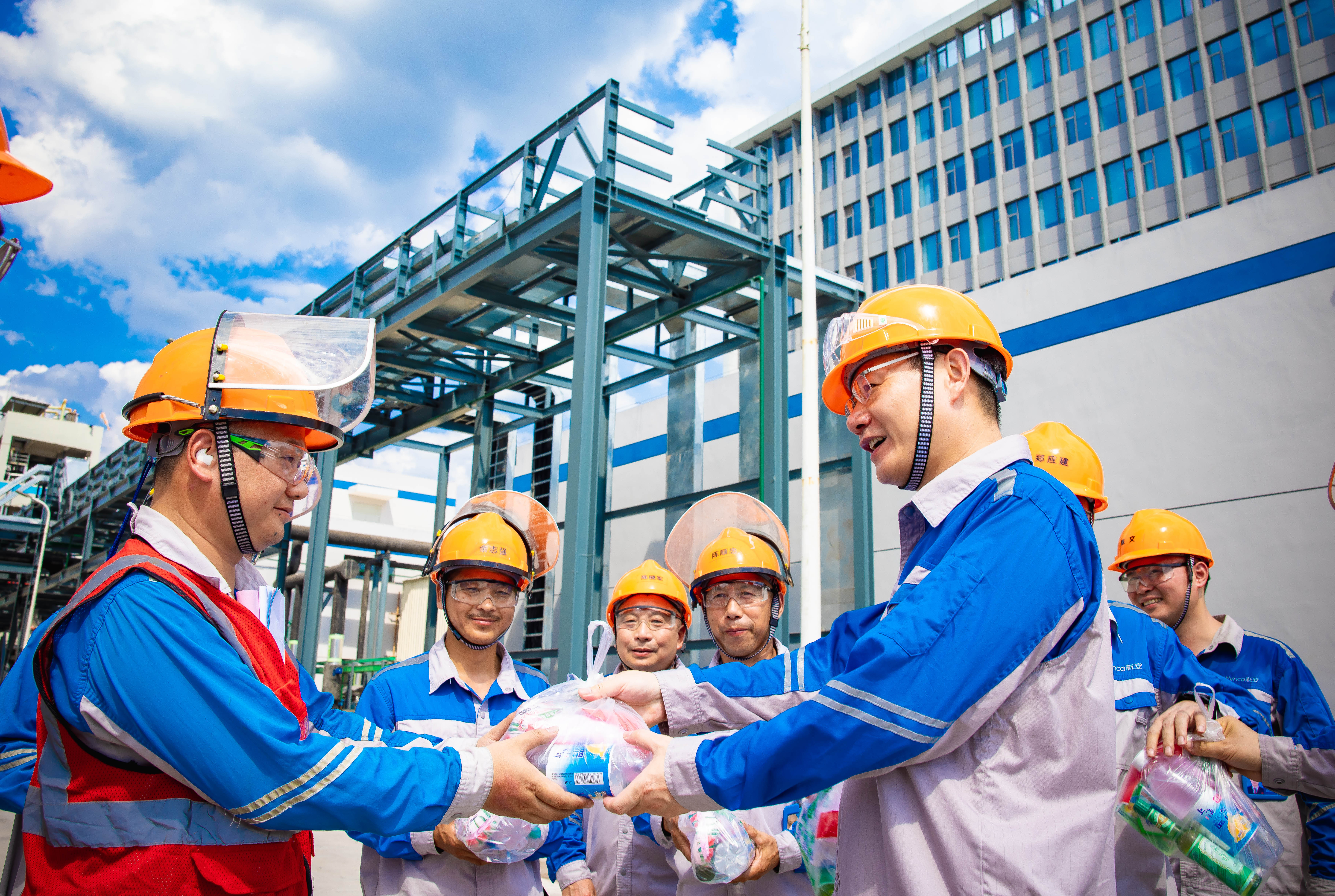 1723798761300370E9ZC.jpg 1723798761300370E9ZC.jpg